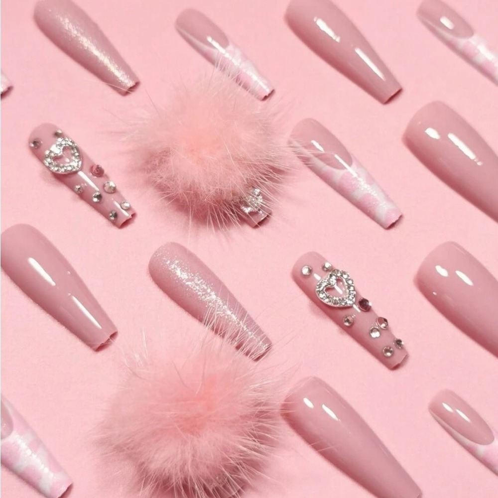 - 24pc Nail Set 💅 - Picture 2 of 4